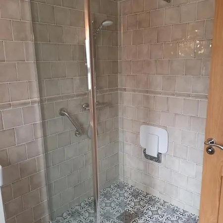 Holly Apartment