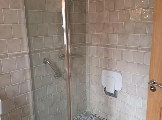 Holly Apartment